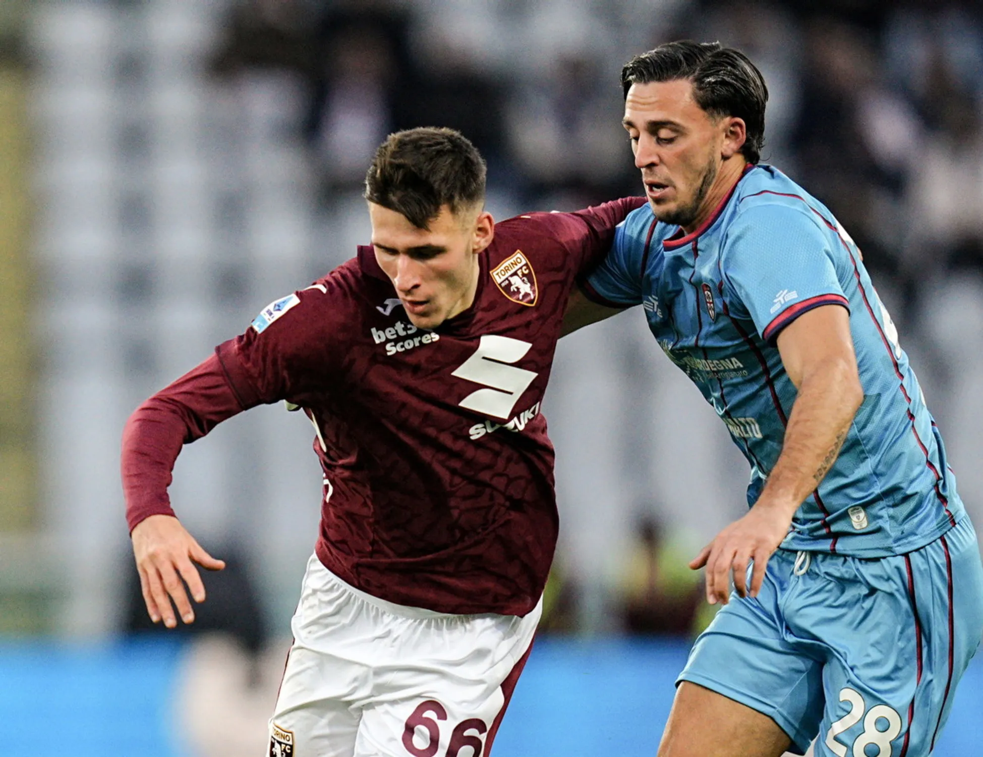 Serie A, Cagliari corsaro a Torino: i rossoblù si impongono per 2-1 sui granata