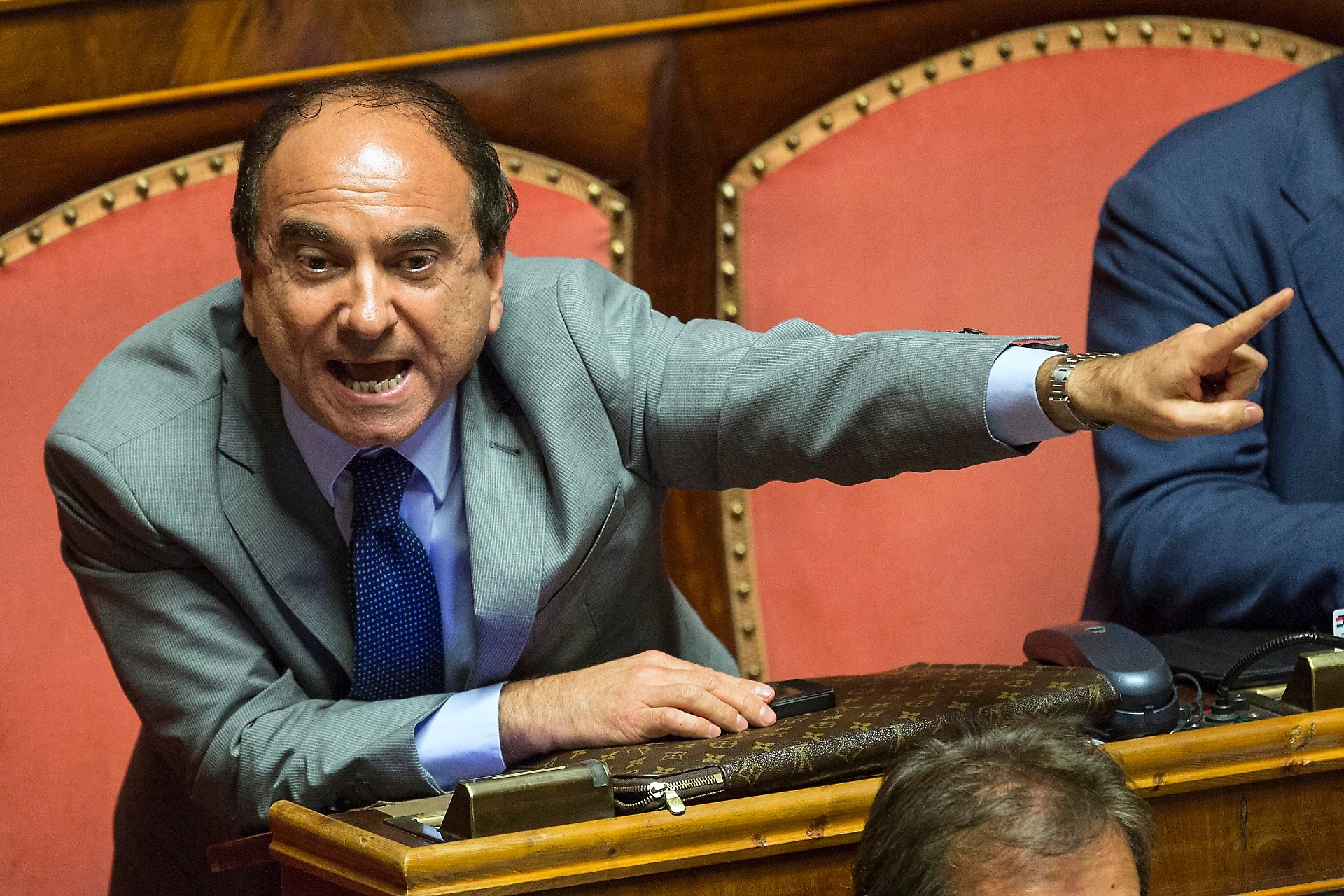 Domenico Scilipoti, addio alla politica: ecco come si guadagna da vivere oggi