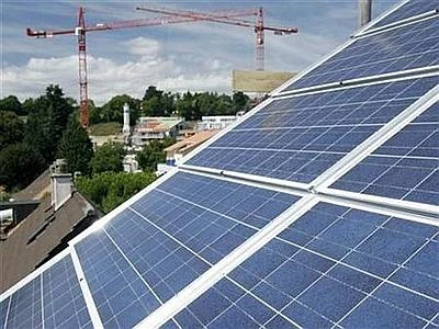 Ad Arezzo cinque scuole si affidano al sole e altre cinque si preparano a farlo