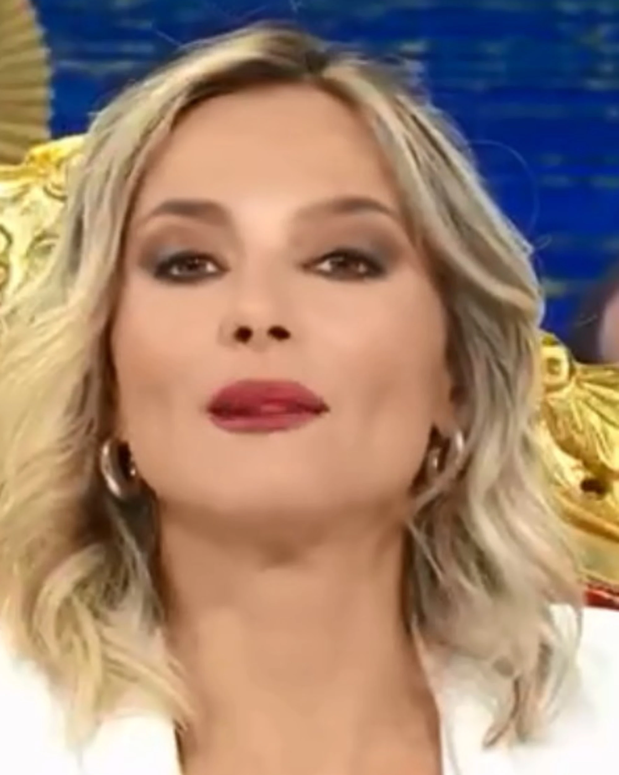 Da noi a Ruota Libera, Fialdini seduta: "In imbarazzo"