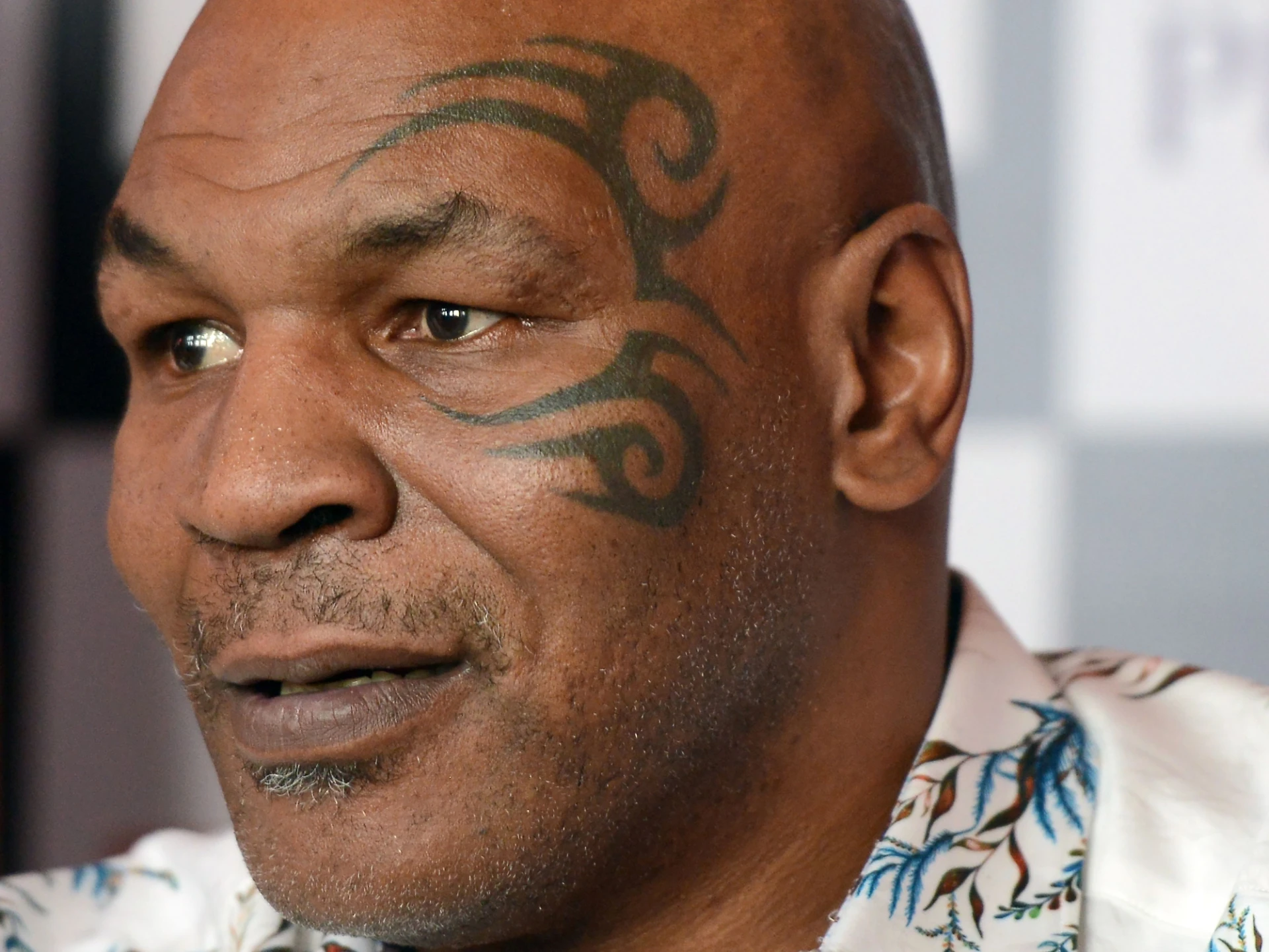 Mike Tyson, rivelazione choc: "Usavo l'urina dei miei figli per fregare i test anti doping"