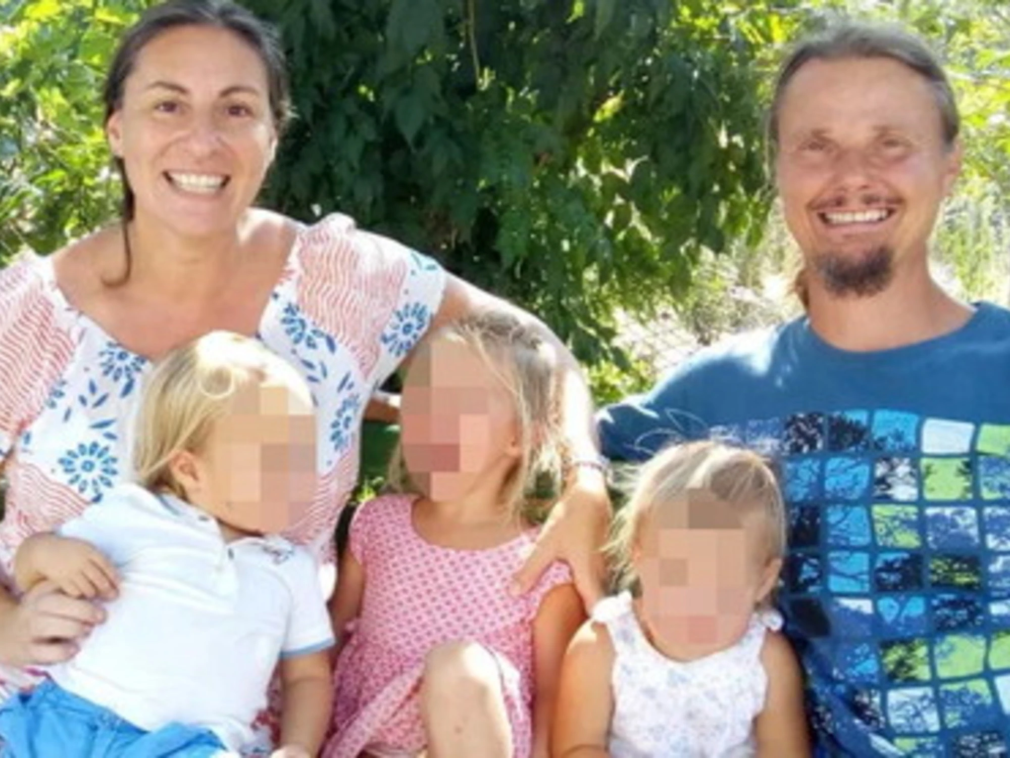 Famiglia nel bosco, "premiare i genitori": la proposta che fa discutere