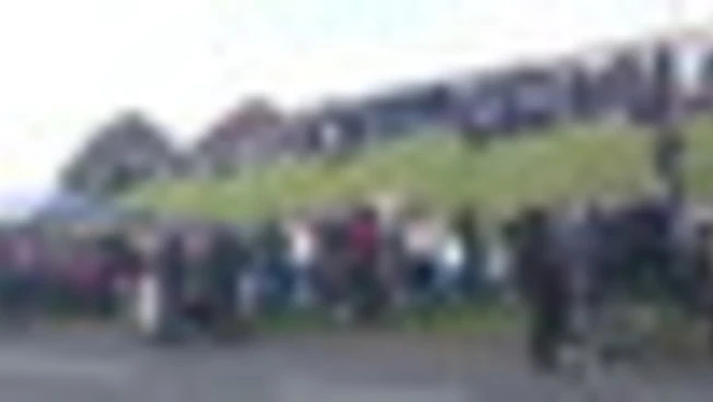 Irlanda del Nord, proteste contro la parata protestante unionista