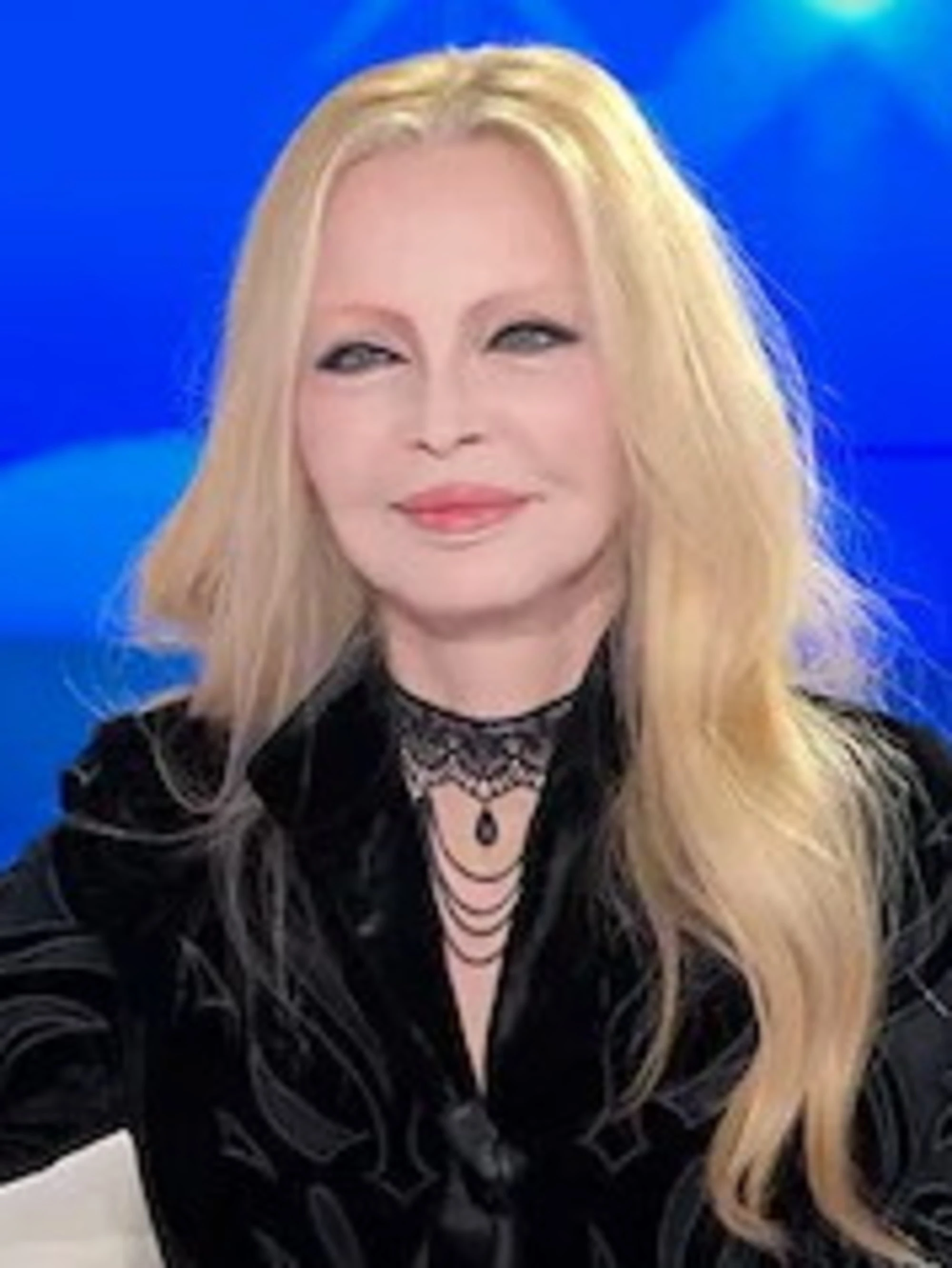 Domenica In, "cosa è successo al mio seno": il dramma di Patty Pravo dalla Venier