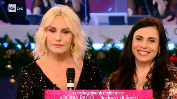 Portobello, Virginia Raggi chiama in diretta? Strepitosa risposta di Antonella Clerici: "Mi scusi, ma..."