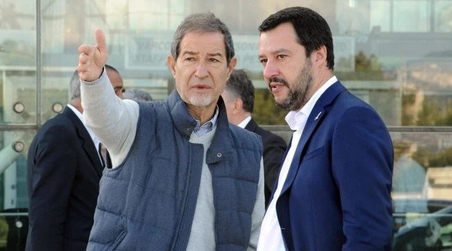 Nello Musumeci, il Tar dà ragione a Conte e Lamorgese: sospesa l'ordinanza sulla chiusura dei centri d'accoglienza e degli hotspot