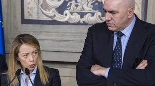 Guido Crosetto sull'intervista della Meloni al Corriere: "Merce rara, anche i peggiori detrattori devono riconoscerlo"