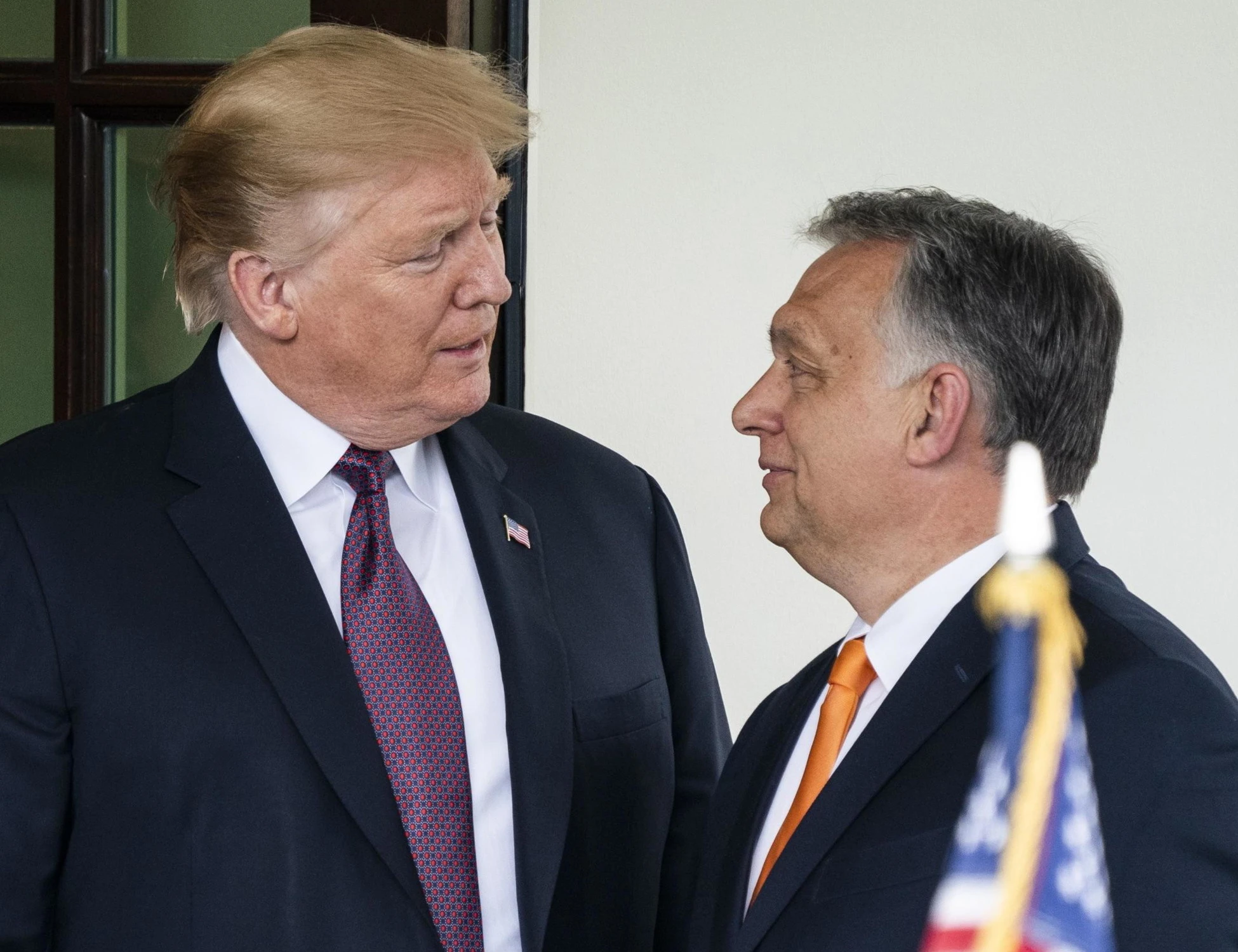 Trump-Orban, la telefonata: &quot;Togli il veto su Kiev&quot;