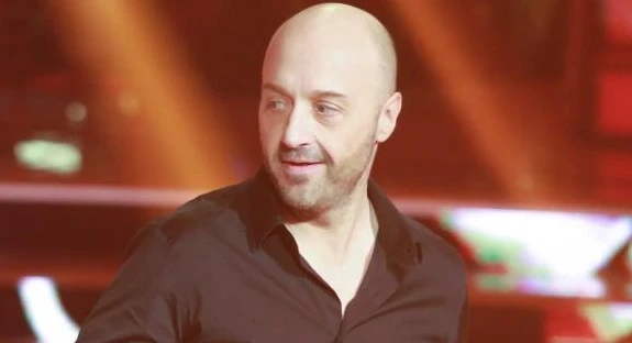 Joe Bastianich, la foto da ragazzo in cui era uguale a Matteo Renzi rilanciata da Fiorello