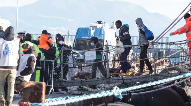 Ong, "più navi in mare e più soldi agli scafisti": il report degli 007