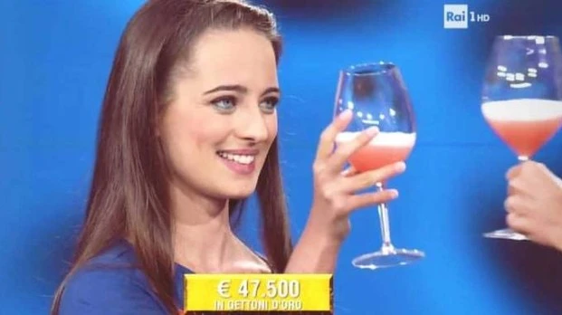 L'Eredità, parla la ragazza che fa impazzire Flavio Insinna e spenna la Rai: "Sapete che in studio..."