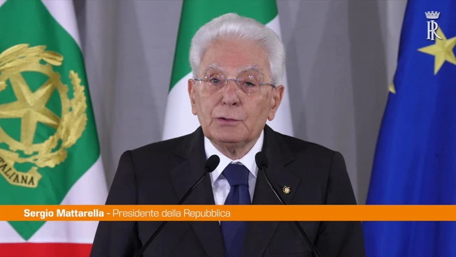 Mattarella "Adattare leggi a comportamenti individuali abdicazione dello Stato"
