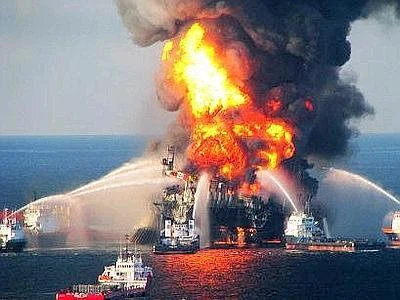 Al processo per il disastro della 'Deepwater Horizon', Bp accusata di grave negligenza