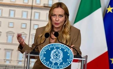 Lavoro, col governo Meloni numeri da record: ennesima strage di gufi