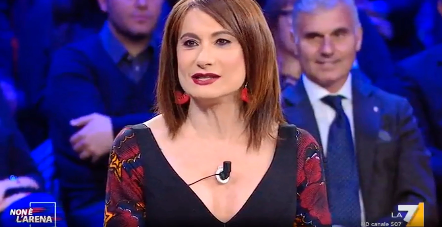 Non è l'Arena, gaffe di Vladimir Luxuria: "Quel rompica***", a chi manda per errore un sms di insulti