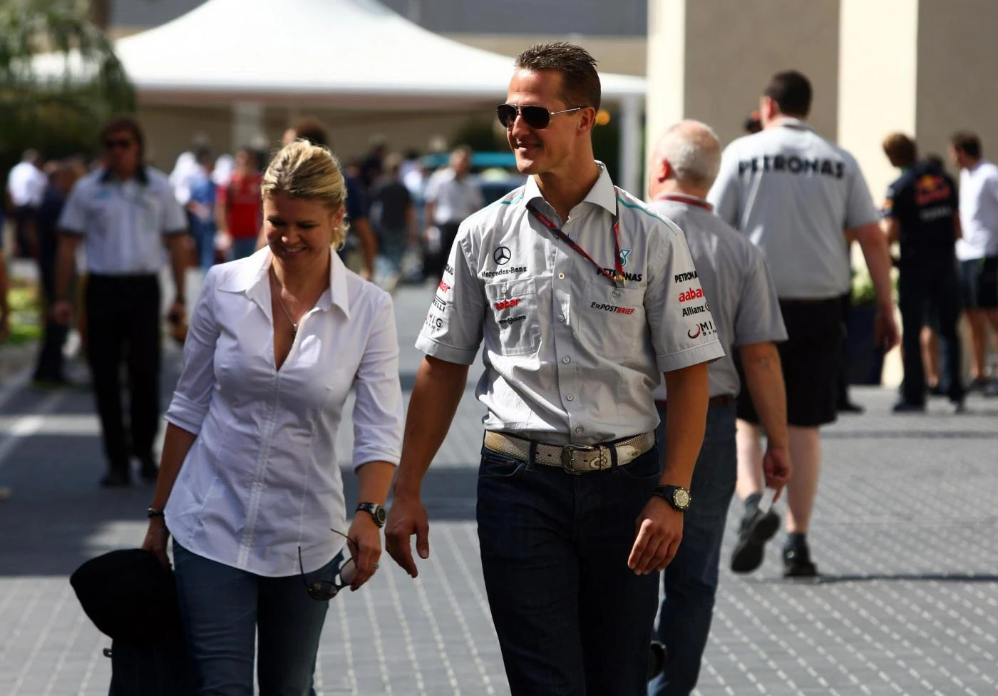 Michael Schumacher, clamorosa indiscrezione sulla sua salute: "Trasferito in clinica a Parigi da due luminari"