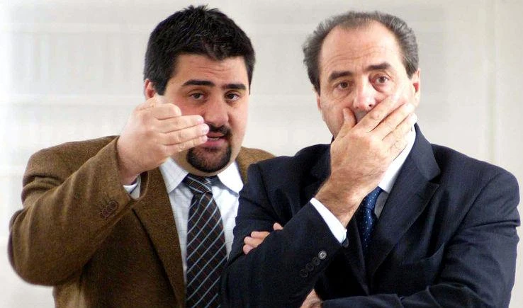 Di Pietro mollato pure dal figlioNel gruppo Misto prende 800 euro in più