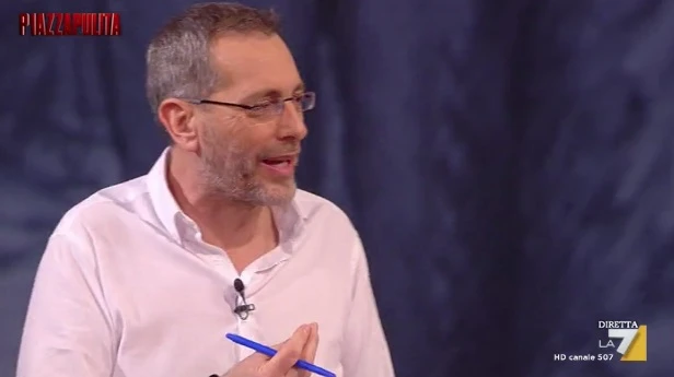 PiazzaPulita, Corrado Formigli insulta Matteo Salvini: "Insensato e indecente l'attacco a Gad Lerner"