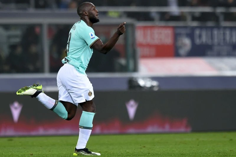RIGORE DI LUKAKU NEL RECUPERO, L'INTER VINCE 2-1 IN RIMONTA A BOLOGNA