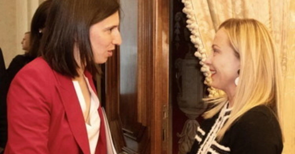 Giorgia Meloni ringrazia Elly Schlein: "Destra autoritaria? Più il Pd lo ripete, più vinciamo le elezioni"