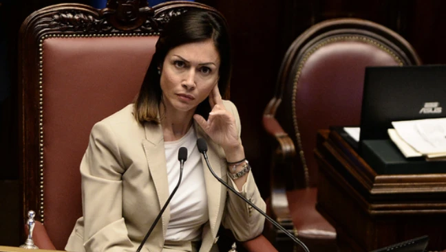 Mara Carfagna e il documento dei 24 azzurri contro Matteo Salvini: nel mirino la deriva di Forza Italia