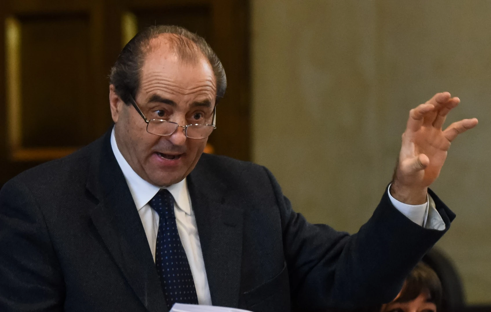 Antonio Di Pietro candidato per il centrosinistra in Molise: l'ultimo suicidio del Pd