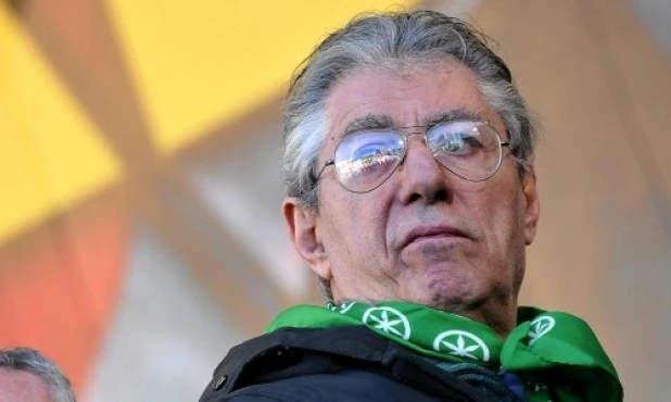Bossi: "Fui io ad autorizzarealcune spese dei miei figli"