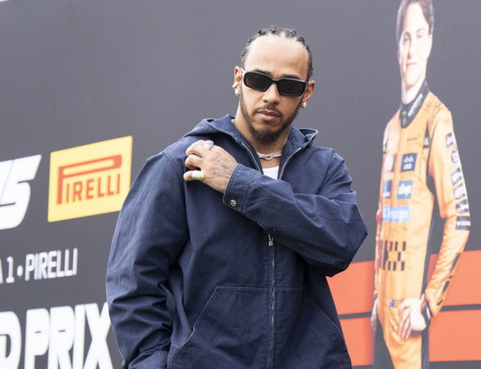 Lewis Hamilton feroce contro la Ferrari: "Perché non li portano?"