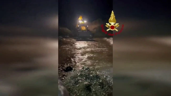 Maltempo, in provincia di Nuoro ritrovati due pastori dispersi. Le immagini