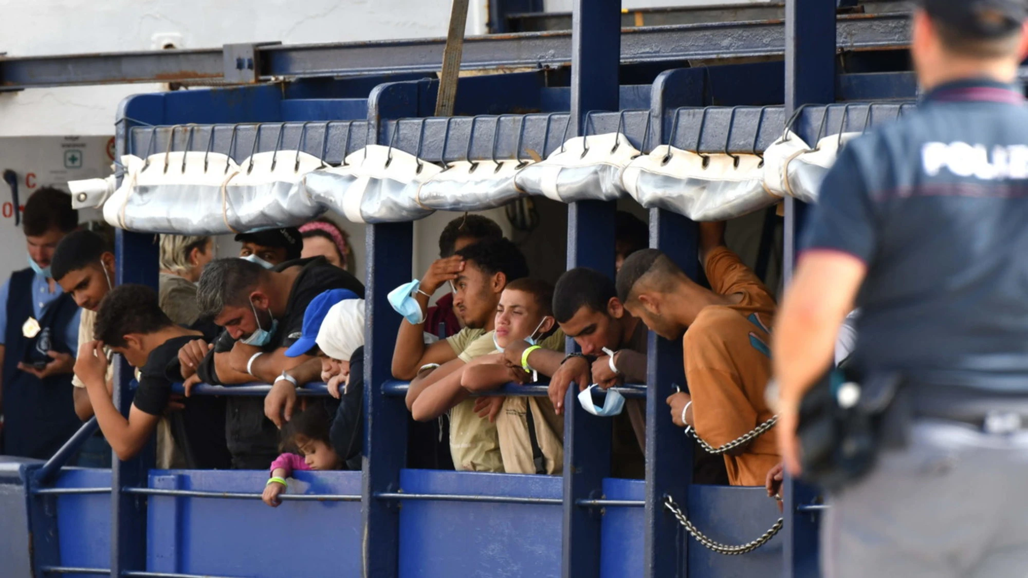 Migranti, le cifre clamorose sul calo degli sbarchi da gennaio