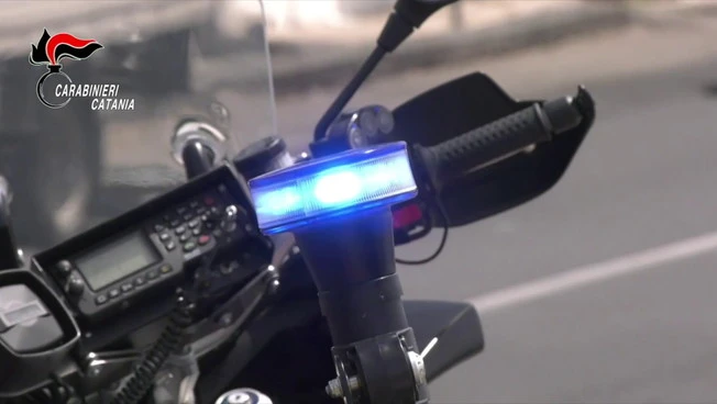 Scatta allarme al 112, carabinieri salvano bimba di 5 mesi a Catania