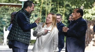 Russia, Forza Italia sta con Draghi: nuovo "fronte-Putin" con Salvini?