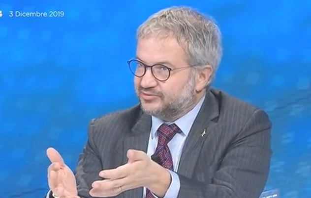 Claudio Borghi: "Bagnai girò a Salvini e Di Maio la sintesi del Mes. E Matteo disse 'non firmiamo un caz***'"