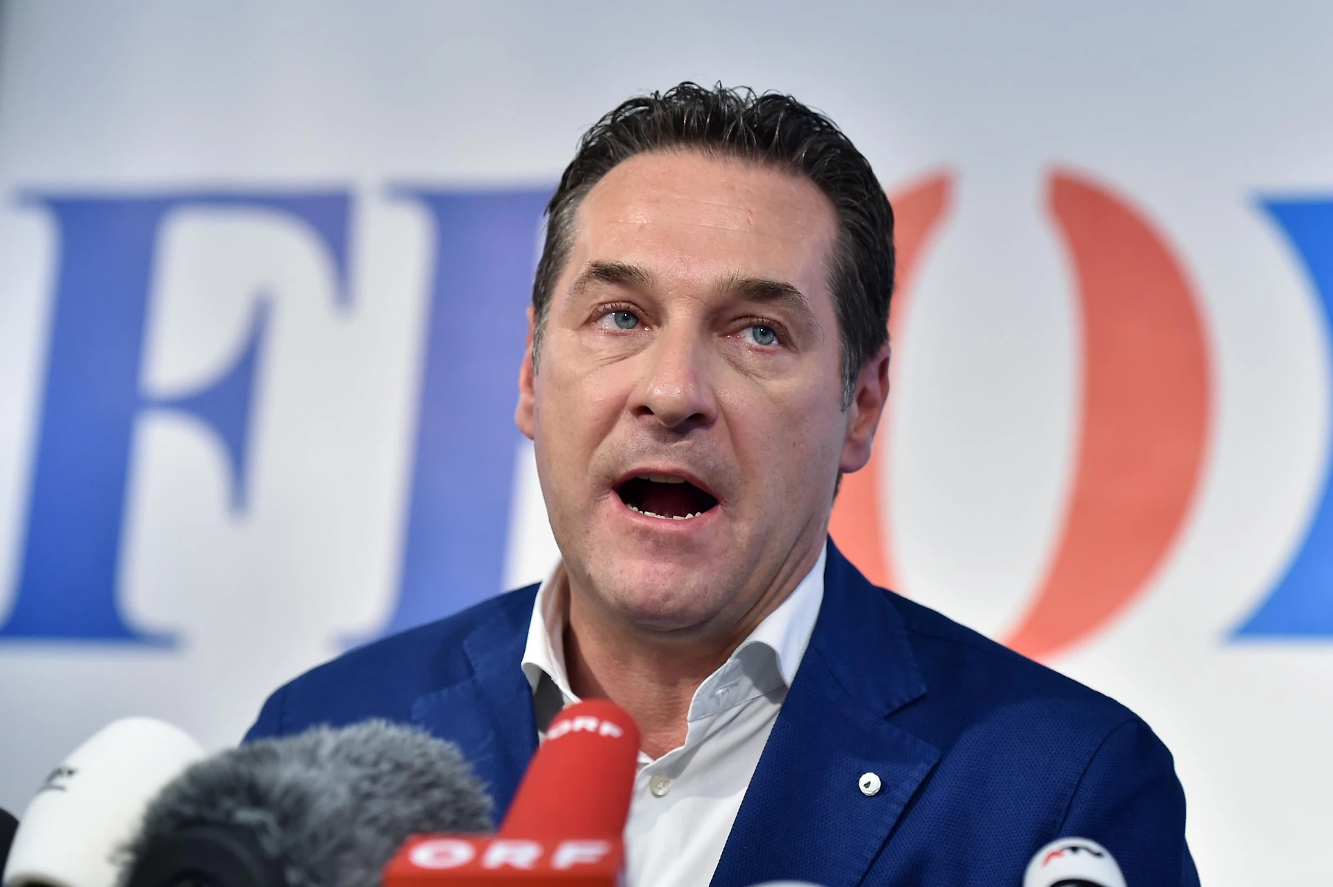 Austria, il partito dell'ultradestra si prende tre ministeri chiavi: ha il mano il governo