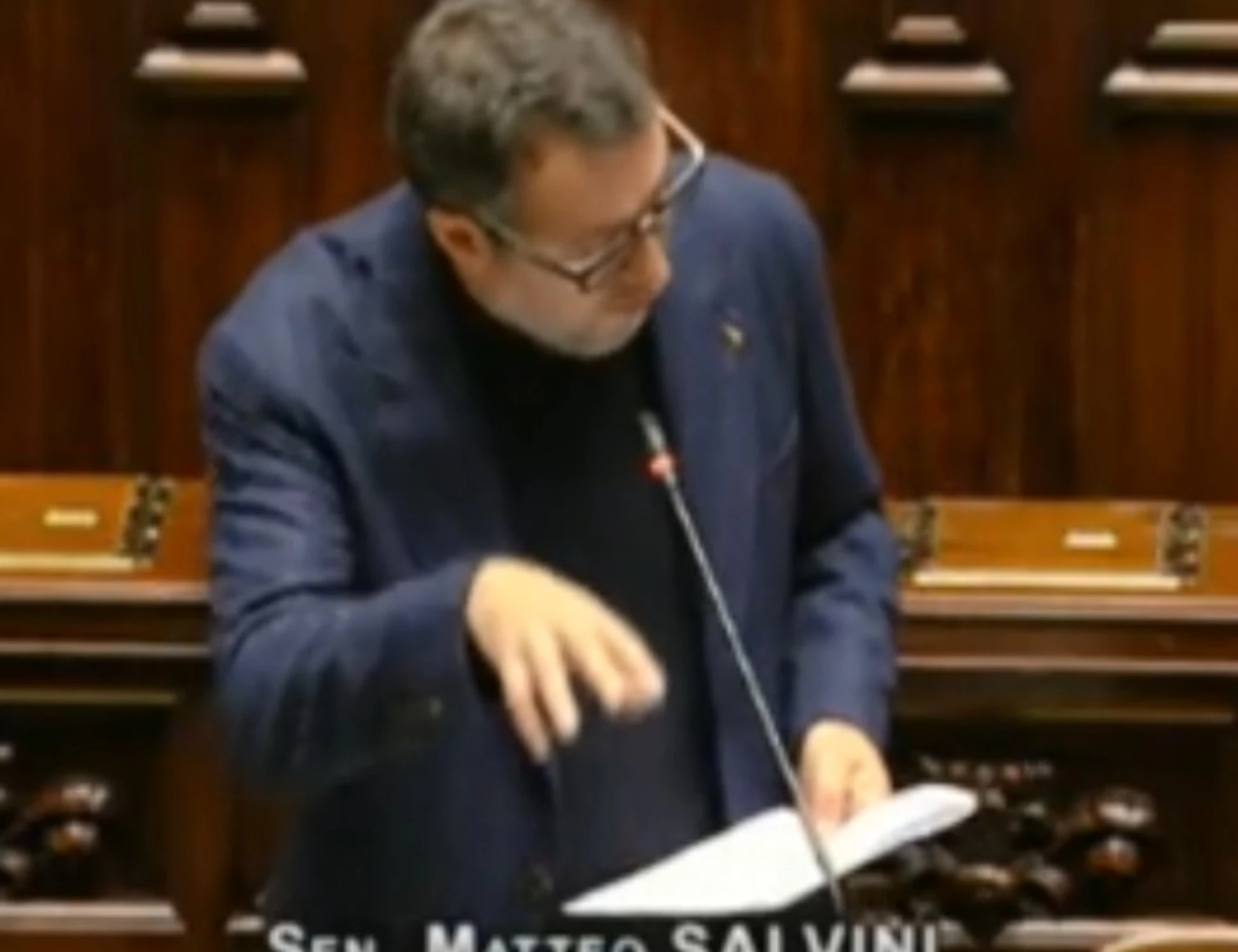 Ponte sullo Stretto, Bonelli delira e Salvini lo spegne: "Nessuna violazione"