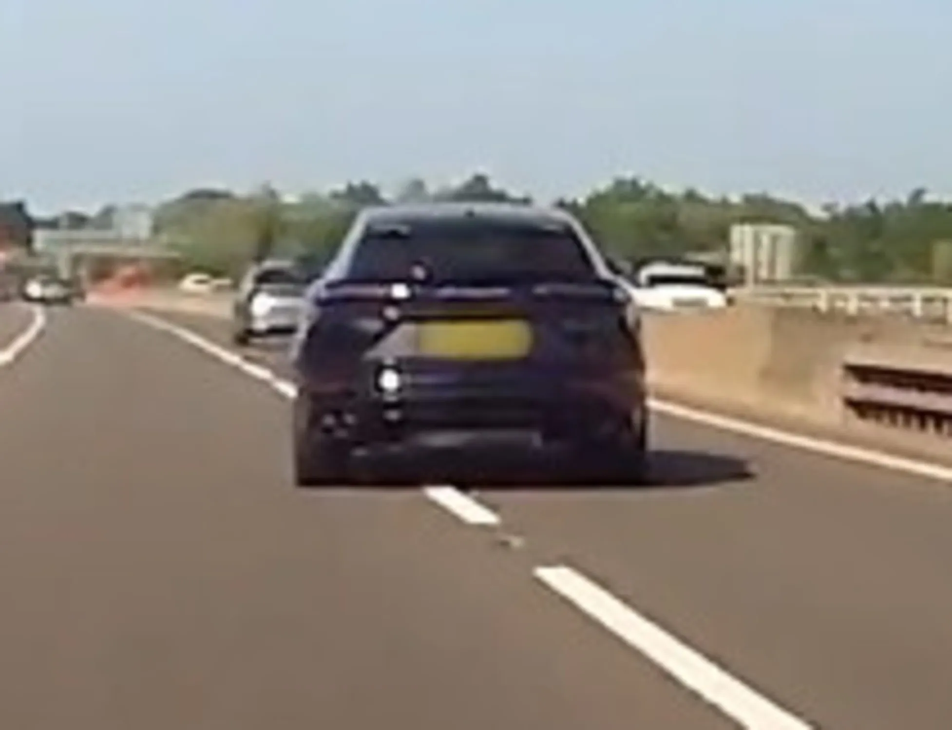 Leggi l'articolo: Sterling drogato al volante della Lamborghini: il video-choc