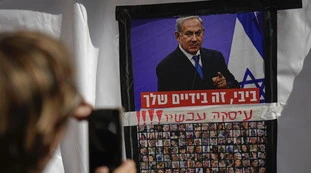 Bibi Netanyahu, è arrivata la sua fine (ma occhio a crederci troppo)