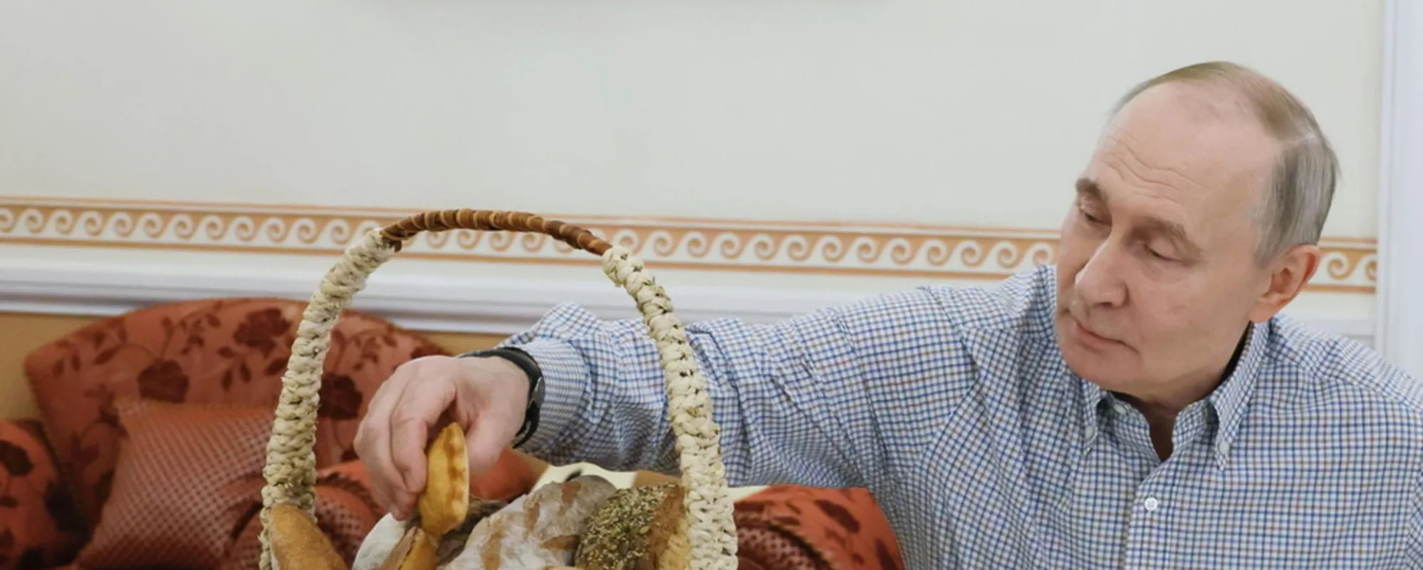 Giovane e bellissima: chi è la donna che ama Putin <span style="color: rgb(153, 0, 0);">Foto</span>