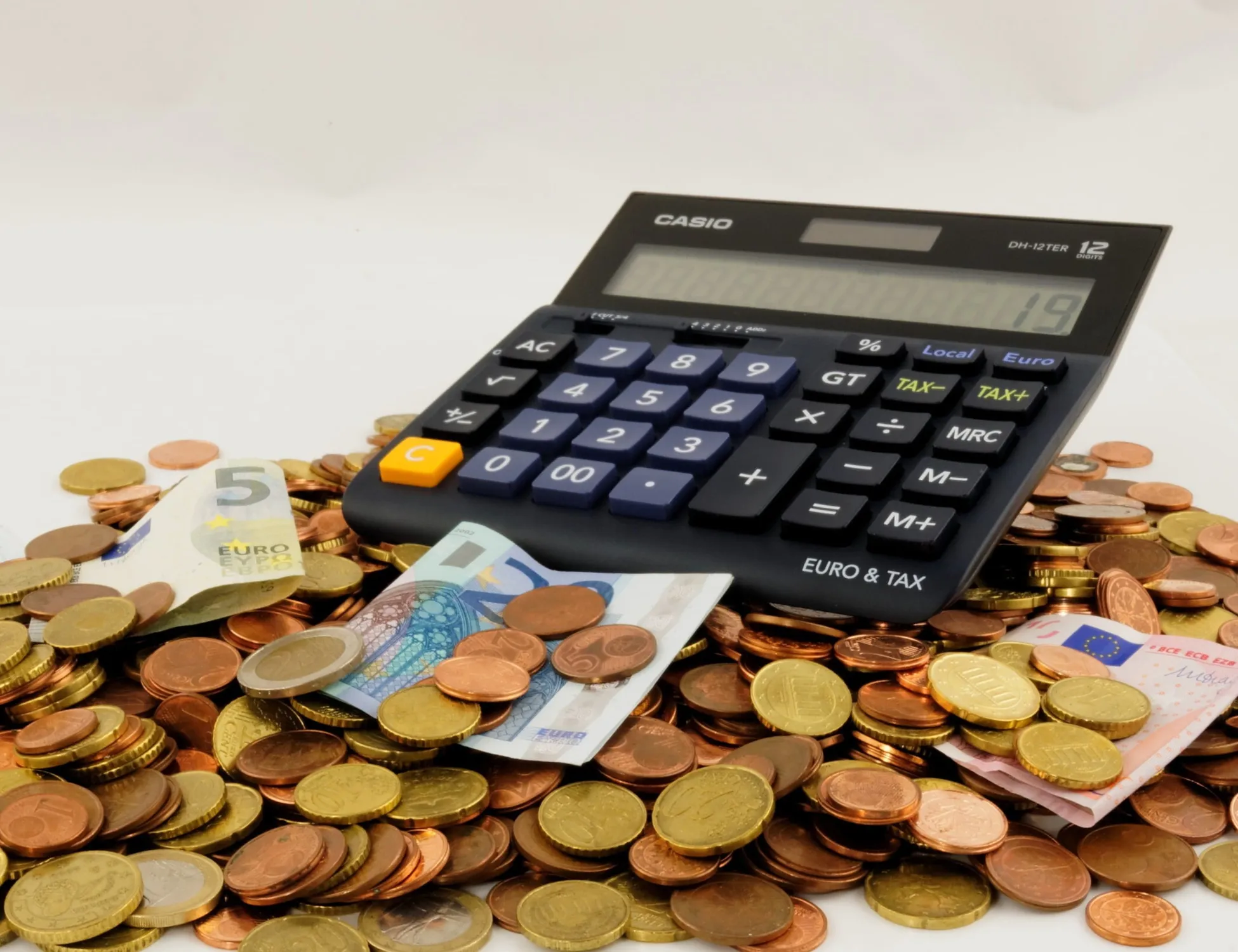 Leggi l'articolo: Patrimoniale e maxi-tassa sulle successioni: chi vuole rovinarci