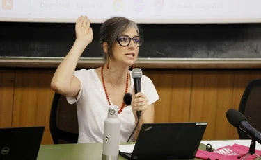 Albanese contestata, ma insiste: "Pace? Un abominio"