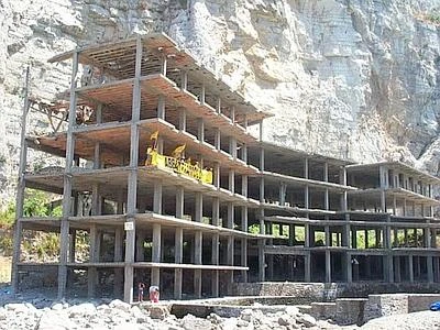 Rapporto Legambiente, in Italia crescono abusivismo edilizio e corruzione