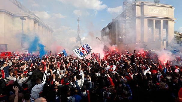 Paris Saint Germain, la festa scudetto finisce in guerriglia