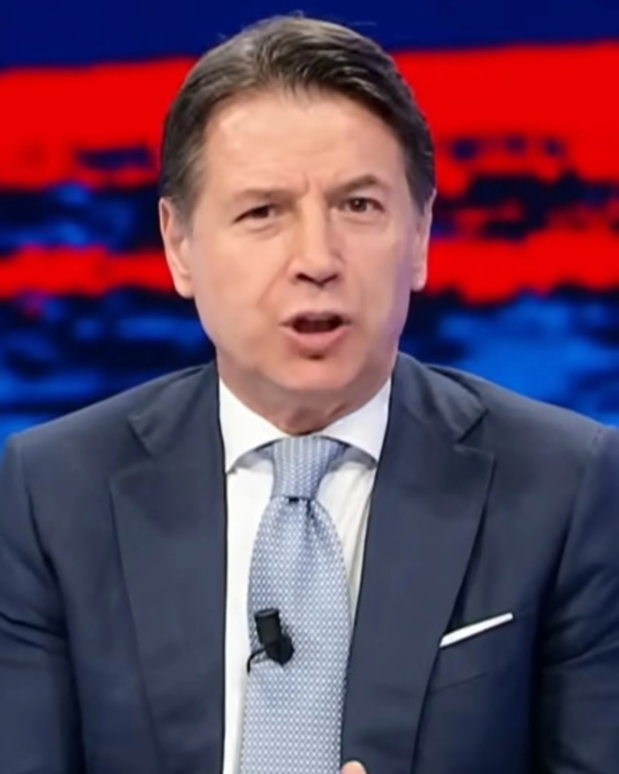 Giuseppe Conte inchiodato da Cicalone: la figuraccia del grillino