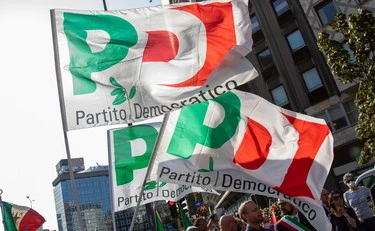 Pd, "gattonero" e "merlo": congresso-farsa in Sicilia, scandalo nel partito