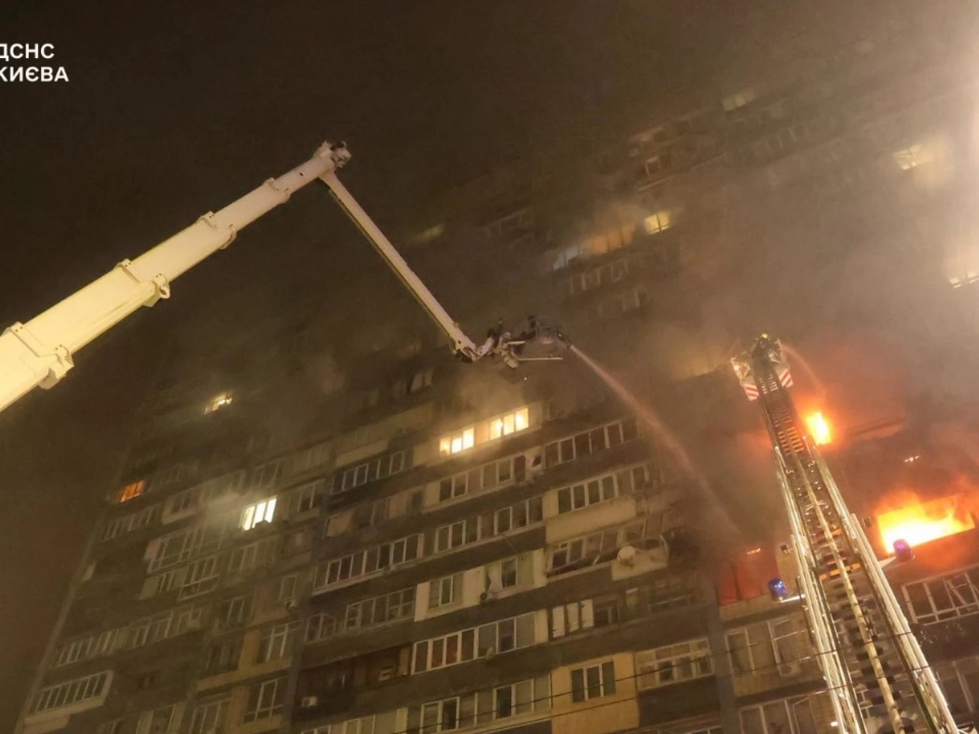 Inferno di fuoco su Mosca, clamoroso attacco ucraino durante il voto