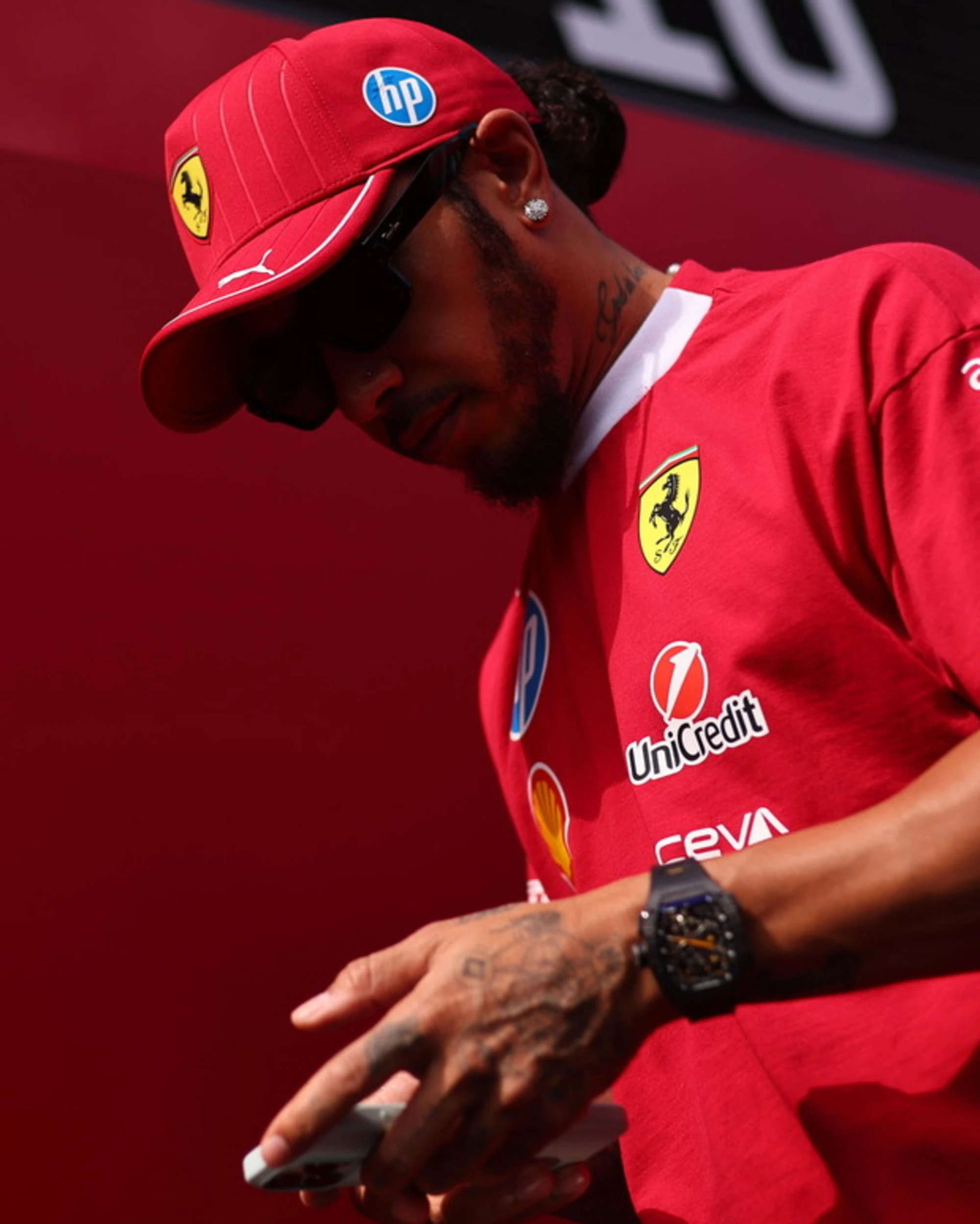 Lewis Hamilton, schiaffo a Verstappen: non si presenta nemmeno!