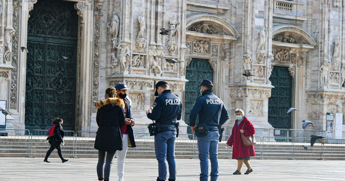 Milano, immigrato somalo scappa con un coltello e aggredisce una bambina di 6 anni. Sardone: "Le conseguenze del governo Pd"