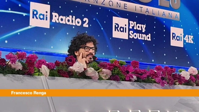 Sanremo, Renga omaggia Bowie nella serata delle cover "Un sogno che si avvera"