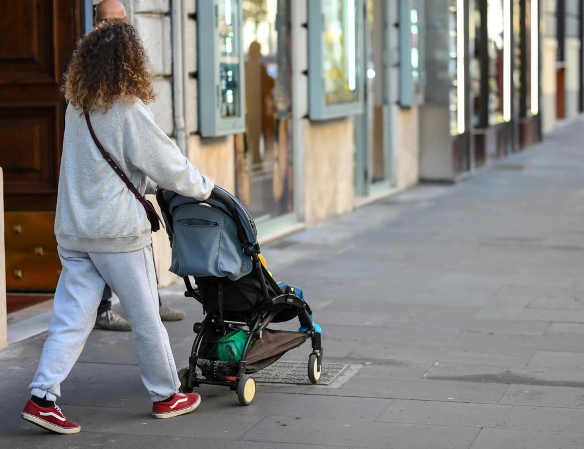 Perugia, africano tenta di rapire bimba in stazione: attimi di terrore
