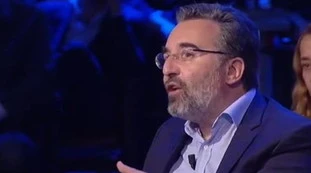 Marco Damilano, posto fisso a Rai3. La rivolta al Tg2: "Concorrenza sleale"